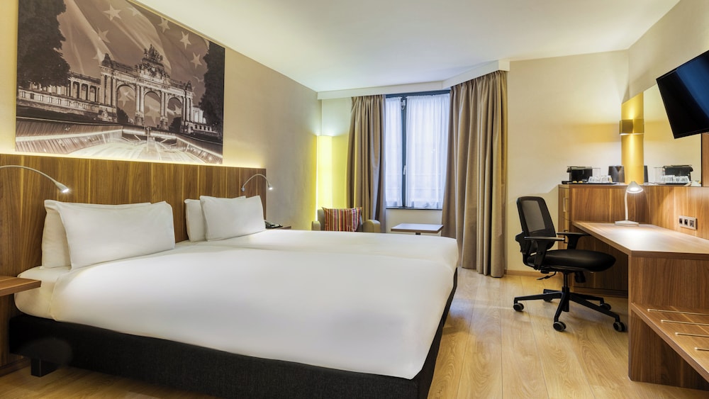 Habitación estándar, 2 camas individuales del hotel Holiday Inn Brussels Schuman, An Ihg. Foto 2
