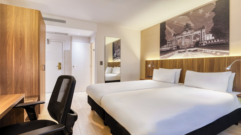 Habitación estándar, 2 camas individuales del hotel Holiday Inn Brussels Schuman, An Ihg. Foto 3