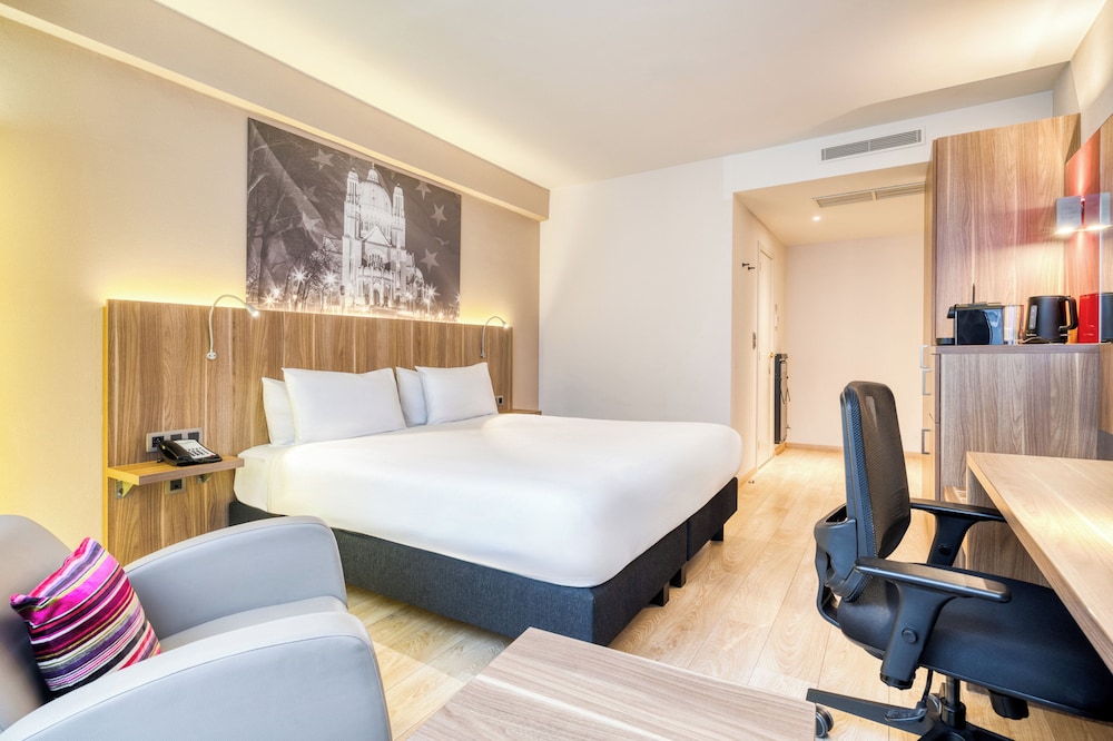 Habitación estándar, 1 cama de matrimonio grande del hotel Holiday Inn Brussels Schuman, An Ihg