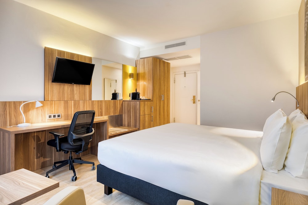 Habitación estándar, 1 cama doble del hotel Holiday Inn Brussels Schuman, An Ihg. Foto 4