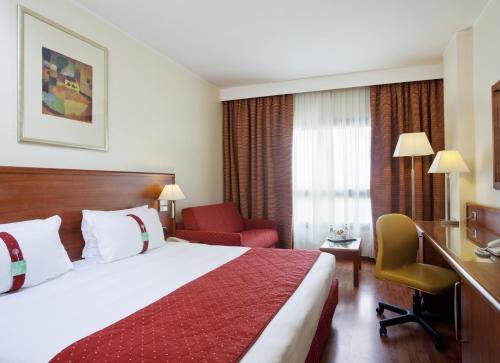 Habitación Premium del hotel Holiday Inn Cagliari, An Ihg. Foto 5