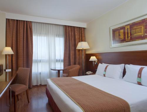 Habitación Doble Estándar del hotel Holiday Inn Cagliari, An Ihg. Foto 5