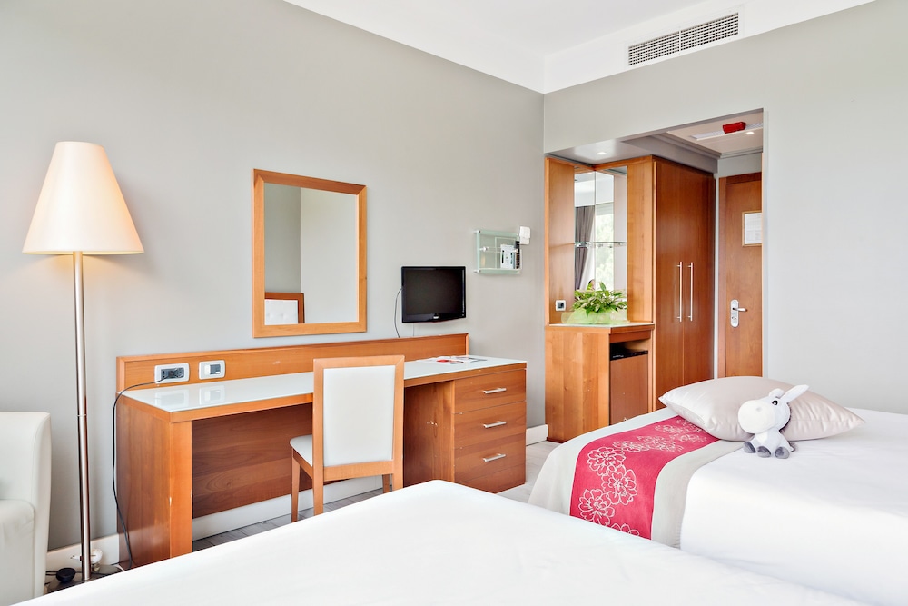 Habitación Cuádruple del hotel Italiana Hotels Florence