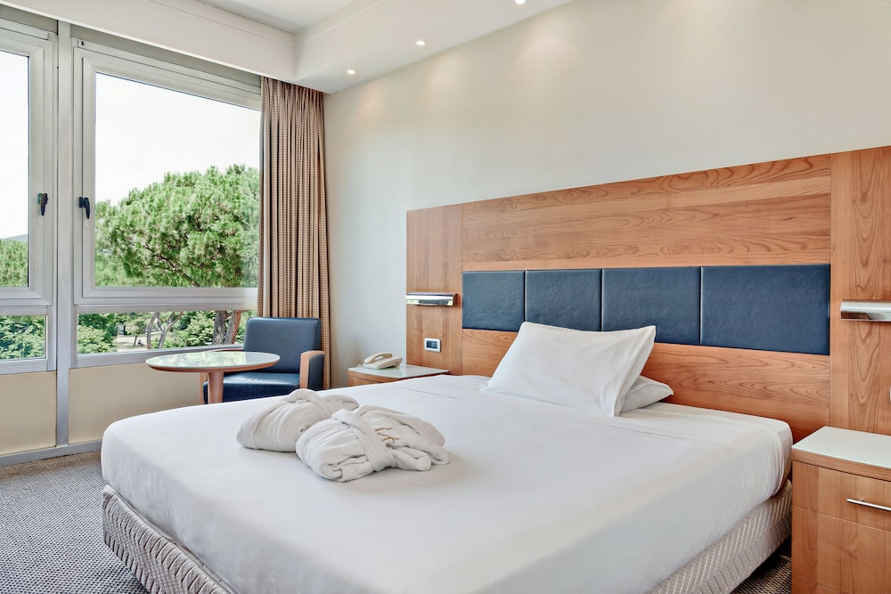 Habitación ejecutiva doble del hotel Italiana Hotels Florence