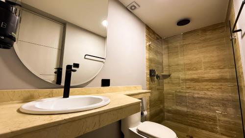 Habitación Premium del hotel The Blue Hotel. Foto 3