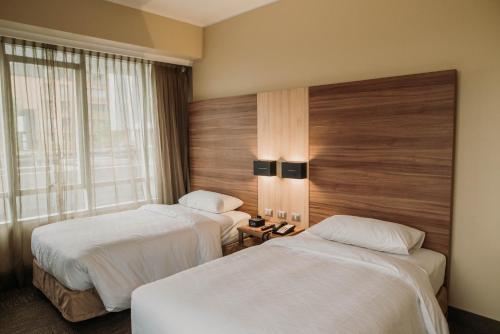 Habitación Doble Estándar - 2 camas del hotel Mercure Concepción. Foto 7