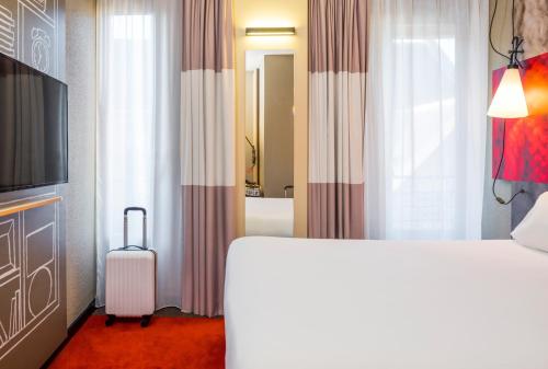 Habitación Doble Estándar del hotel Ibis Clichy Centre Mairie. Foto 5