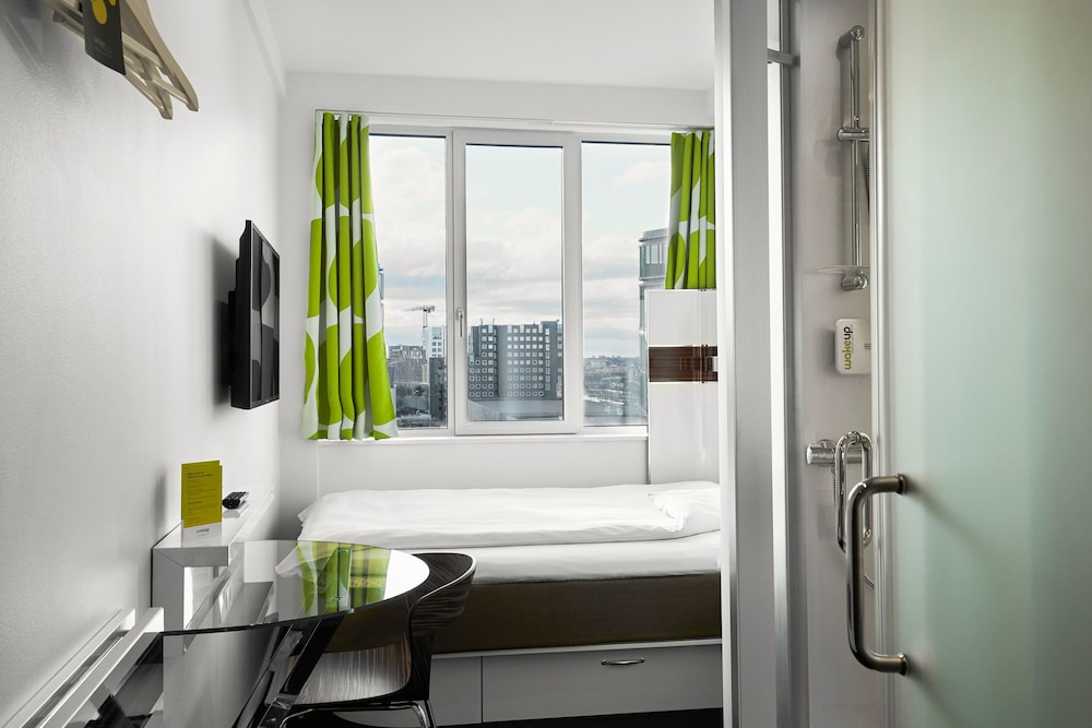 Wakeup Heaven, Partial Habourview Non Refundable del hotel Wakeup Copenhagen Bernstorffsgade. Foto 4