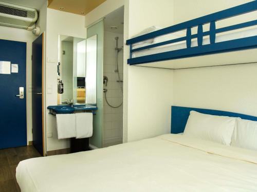 Habitación Estandar del hotel Ibis Budget Graz City. Foto 3