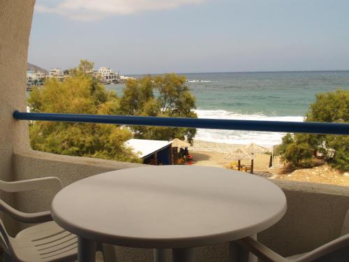 Habitación Doble con vistas al mar del hotel Kouros. Foto 7