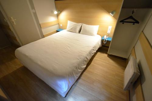 Habitación Doble del hotel Reseda. Foto 3
