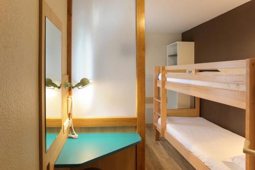Habitación Triple del hotel Reseda. Foto 1