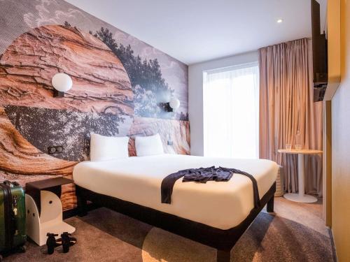 Habitación Doble Estándar del hotel Ibis styles Paris Montmartre Batignolles. Foto 20