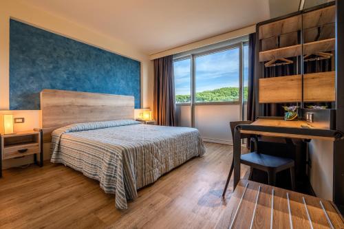 Habitación Doble Estándar del hotel Galilei. Foto 1