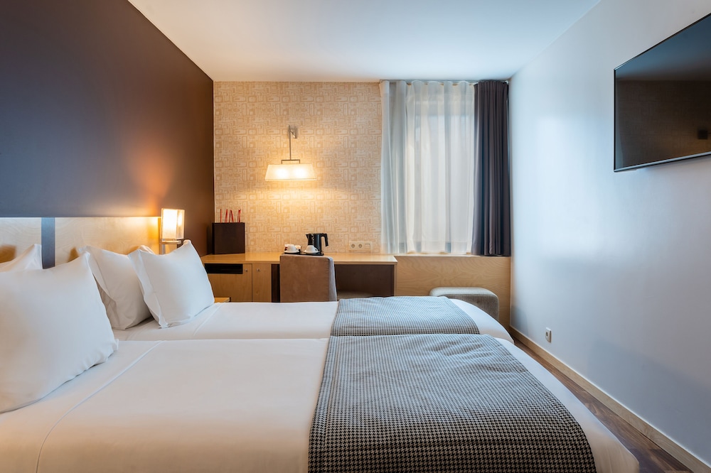 Habitación Confort con 2 camas individuales del hotel Hf Fénix Urban. Foto 1