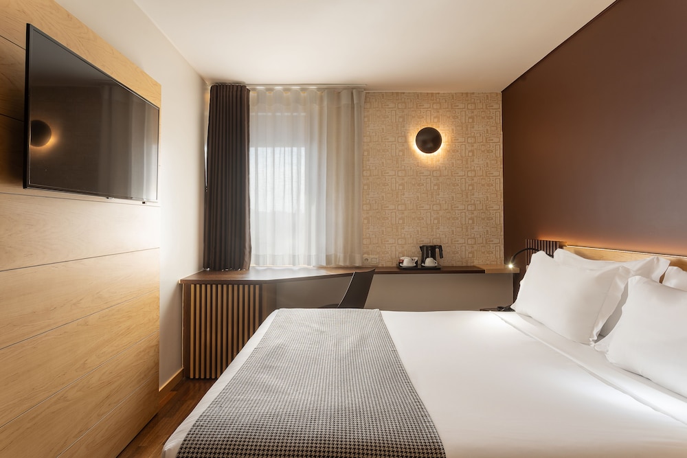 Habitación doble 1 Cama king Confort del hotel Hf Fénix Urban. Foto 1