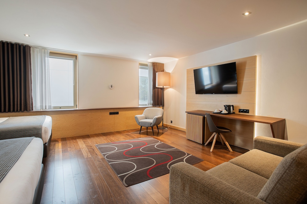 Habitación Confort con 2 camas individuales (Triple Use) del hotel Hf Fénix Urban. Foto 2