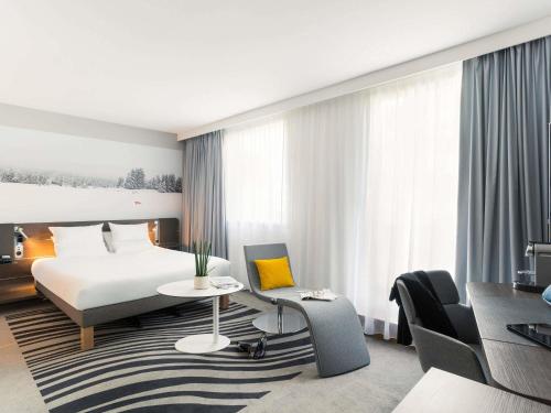 Habitación Doble Executive con terraza del hotel Novotel Paris Centre Gare Montparnasse. Foto 2