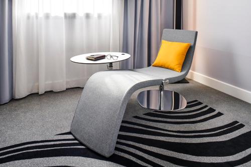 Habitación Doble Executive del hotel Novotel Paris Centre Gare Montparnasse. Foto 7