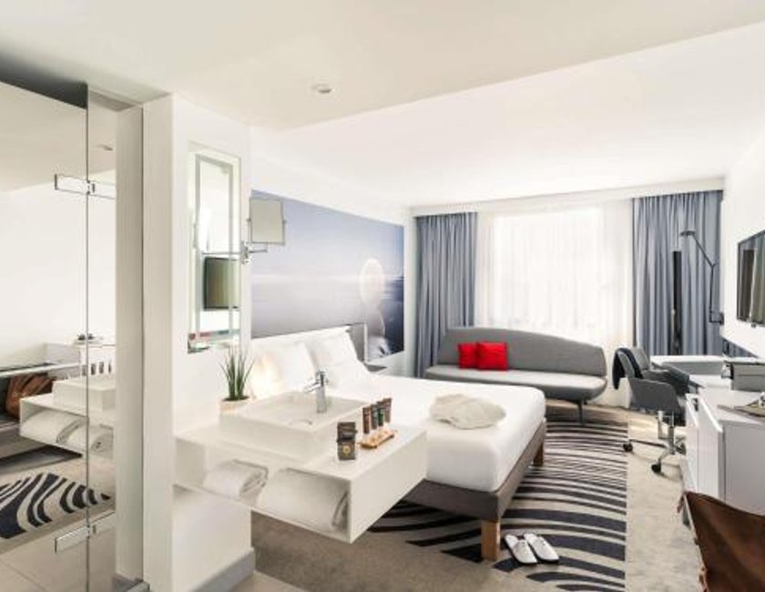 Habitación Doble Executive del hotel Novotel Paris Centre Gare Montparnasse. Foto 4