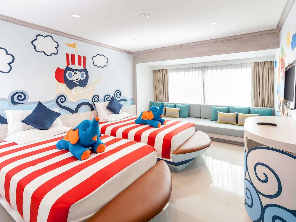 Suite Familiar, 1 Cama King y 2 Camas Individuales del hotel Novotel Phuket Resort - Sha Plus. Foto 5
