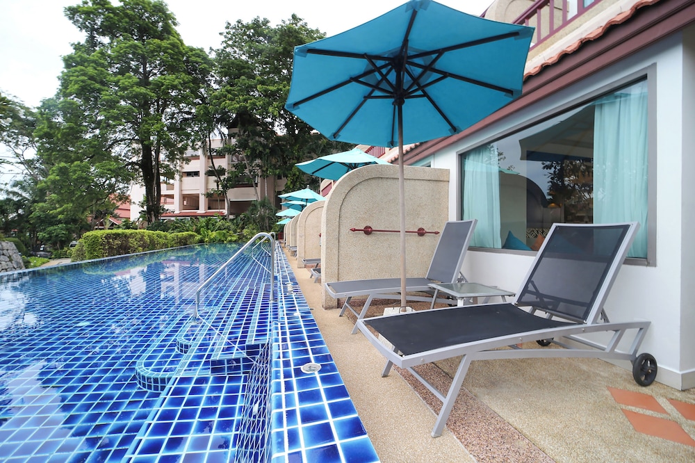 Habitación Deluxe con Acceso a la Piscina, 1 Cama King del hotel Novotel Phuket Resort - Sha Plus. Foto 7