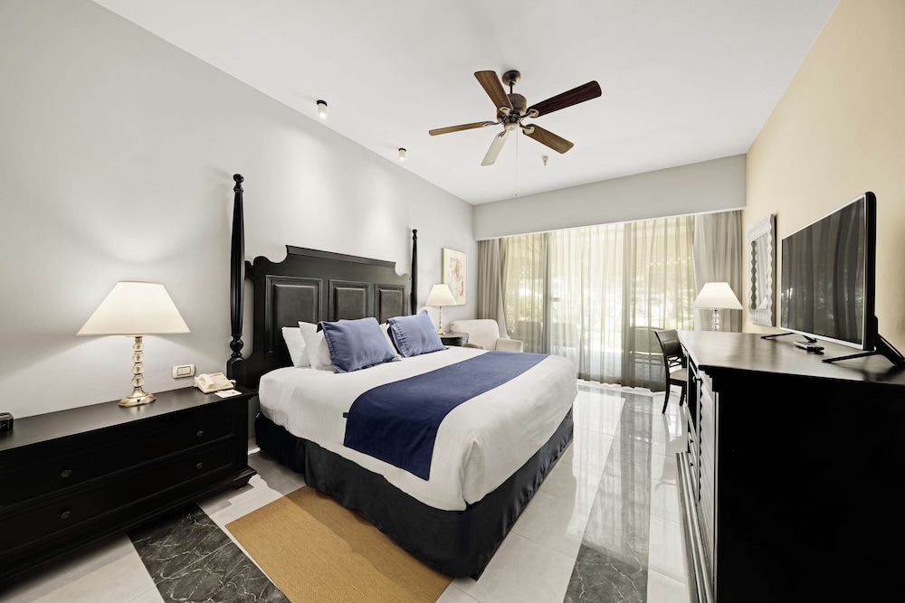 Habitación de lujo, vistas al mar (Royal Level) del hotel Barceló Aruba - All Inclusive. Foto 5