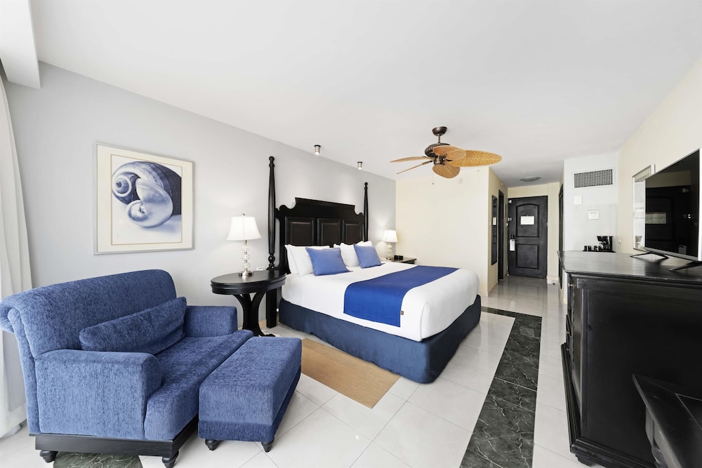 Habitación Deluxe, vistas al mar del hotel Barceló Aruba - All Inclusive. Foto 4