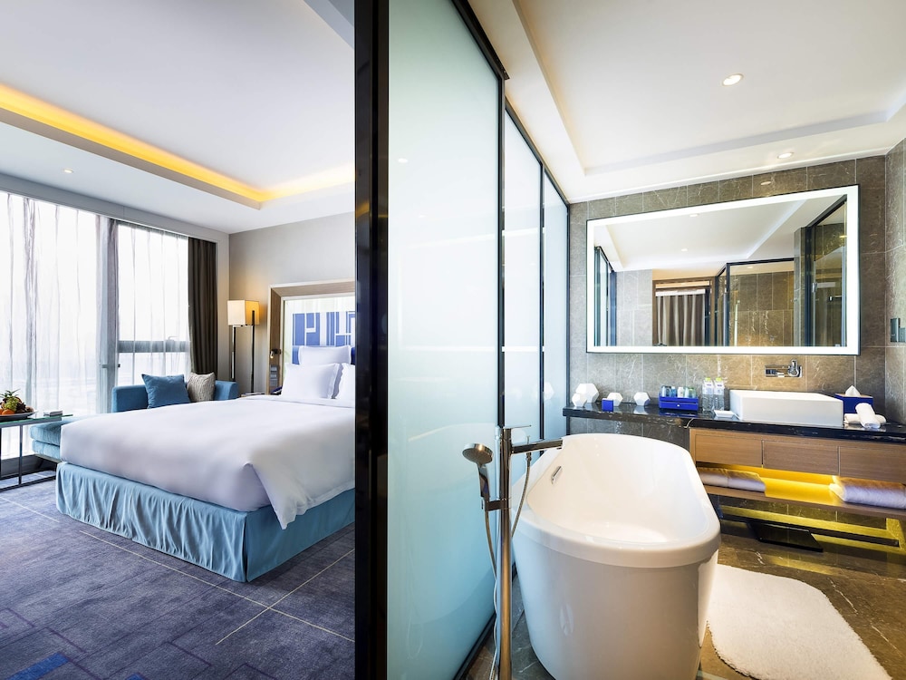 Suite Premier con 1 cama king size, Piso Premier del hotel Novotel Ningbo East