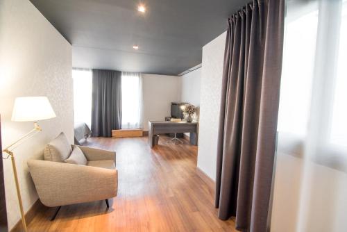 Habitación Doble con Terraza del hotel Petit Palace Museum. Foto 4