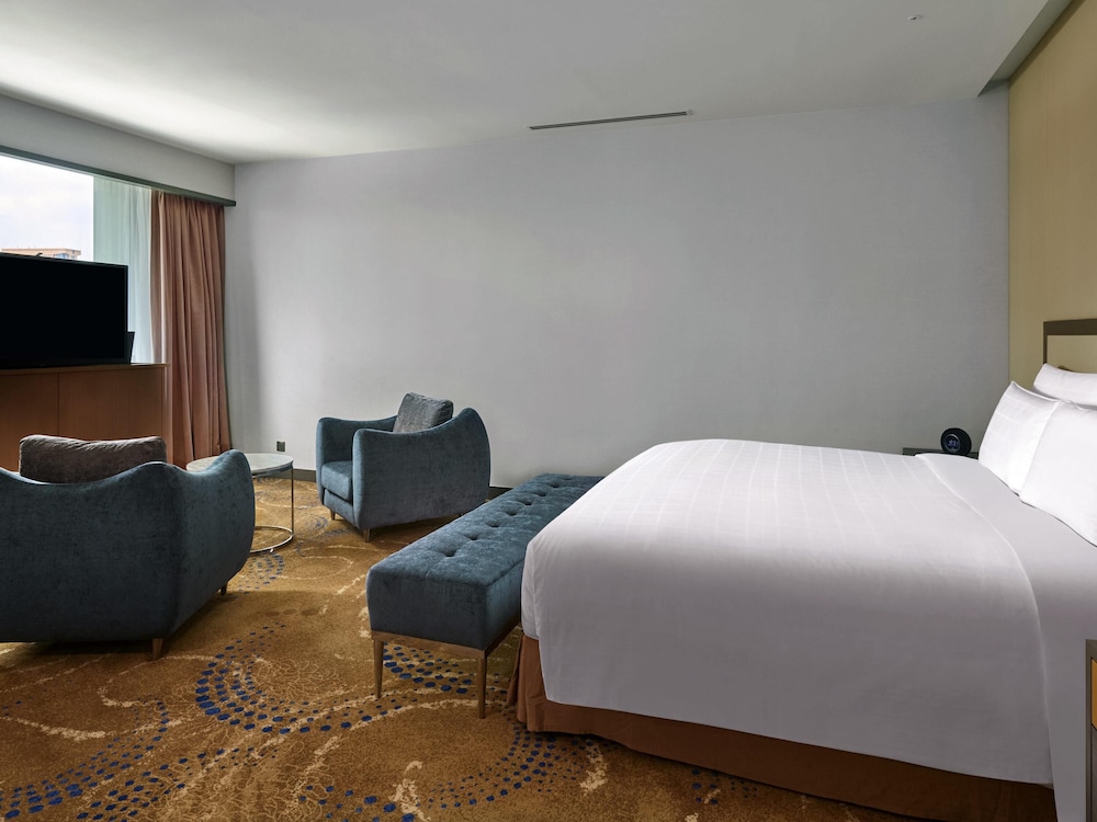 PENTHOUSE, ACCESO AL SALÓN CLUB, 1 CAMA KING SIZE del hotel Pullman Kuala Lumpur City Centre and Residences. Foto 1