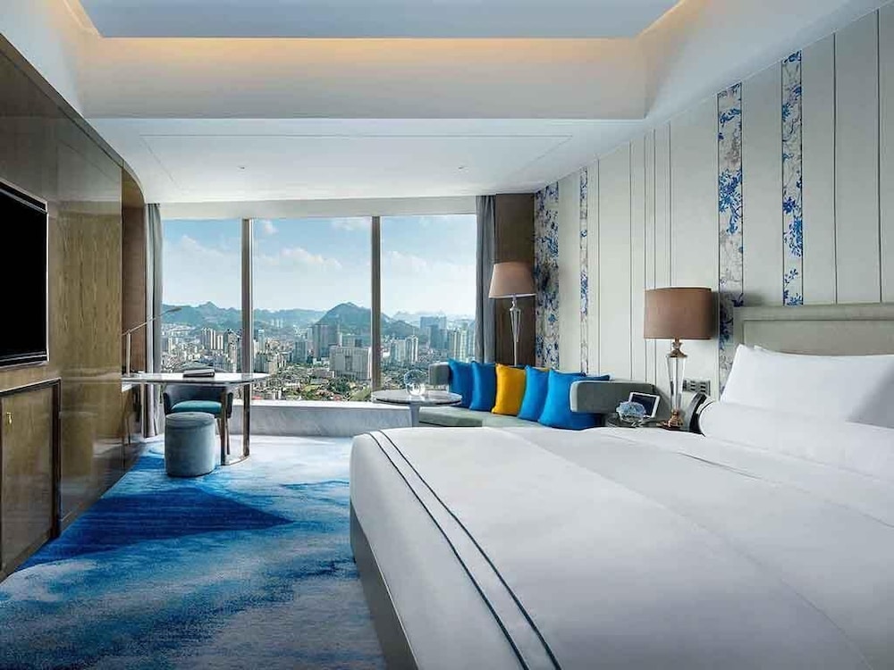 HABITACIÓN SUPERIOR, 1 Cama King Size, Vistas a la Montaña o a la Ciudad del hotel Sofitel Guiyang Hunter. Foto 2
