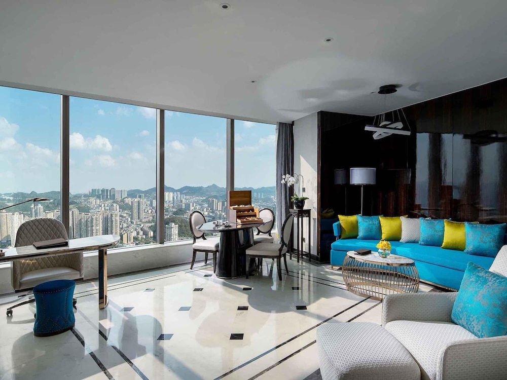SUITE PRESTIGE, Club Millésime, 1 Cama King Size, Vistas al Río del hotel Sofitel Guiyang Hunter