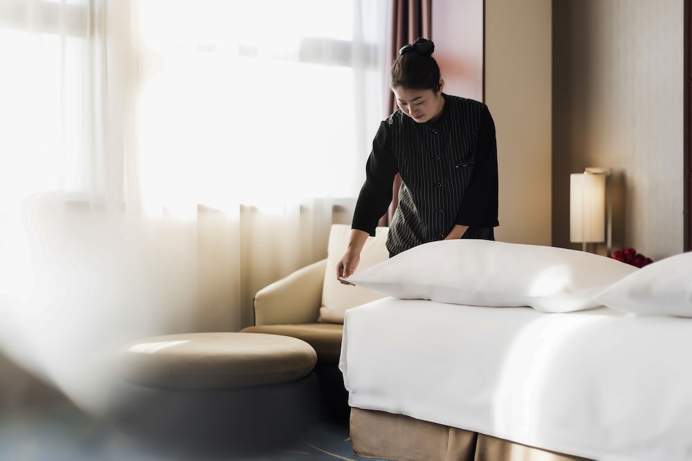 HABITACIÓN DELUXE EJECUTIVA, BENEFICIOS DEL SALÓN, DOS CAMAS INDIVIDUALES, VISTAS AL PARQUE del hotel Pullman Zhouzhuang. Foto 1
