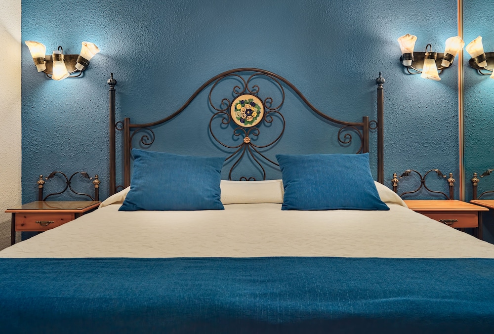 Apartamento de 2 dormitorios con vistas al mar del hotel Regency Torviscas Apartments Suites. Foto 1