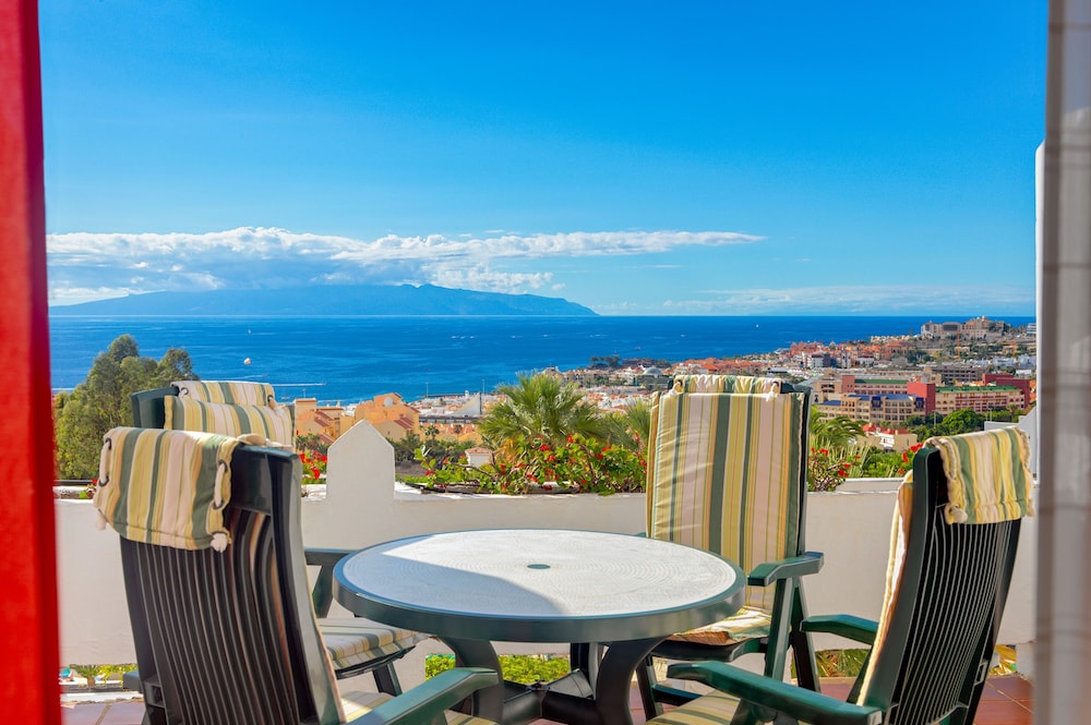 Apartamento de 2 dormitorios con vistas al mar del hotel Regency Torviscas Apartments Suites. Foto 6