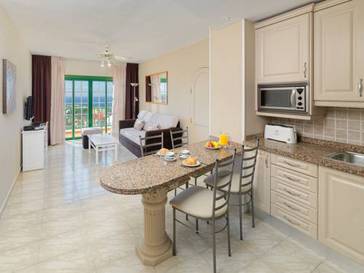 Alojamiento Neptuno Regency de 1 dormitorio del hotel Regency Torviscas Apartments Suites