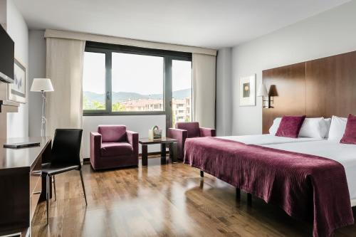 Habitación Doble Estándar - 2 camas del hotel Eurostars Reina Felicia. Foto 1