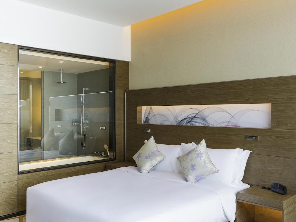 Habitación superior, 1 cama de matrimonio grande del hotel Novotel Rizhao Suning