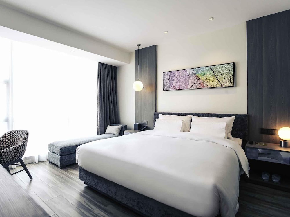 Habitación Privilege con 1 cama king size del hotel Mercure Shanghai Hongqiao South. Foto 8