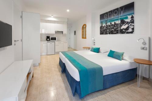 Estudio del hotel Saint George. Foto 1