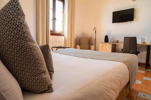 Double room del hotel El Tejar. Foto 17