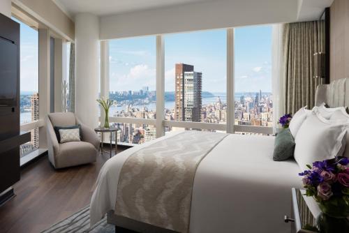 Suite con vistas al río Hudson del hotel The Mandarin Oriental. Foto 2