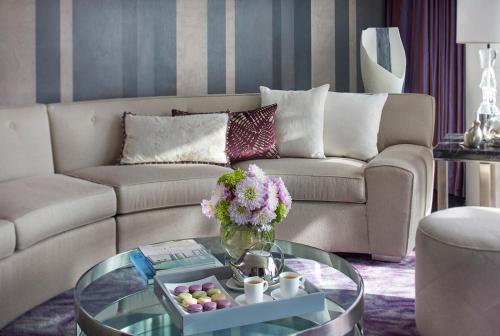 Suite Premier King con vista al Central Park del hotel The Mandarin Oriental. Foto 1