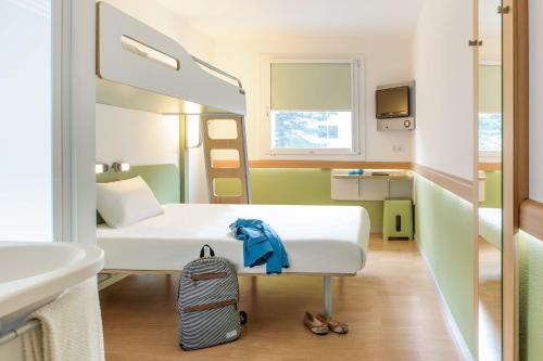Habitación Doble Estándar del hotel Ibis Budget Nuernberg City Messe. Foto 8