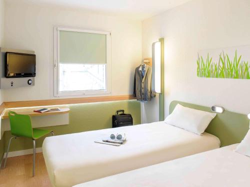 Habitación Doble Estándar - 2 camas del hotel Ibis Budget Nuernberg City Messe