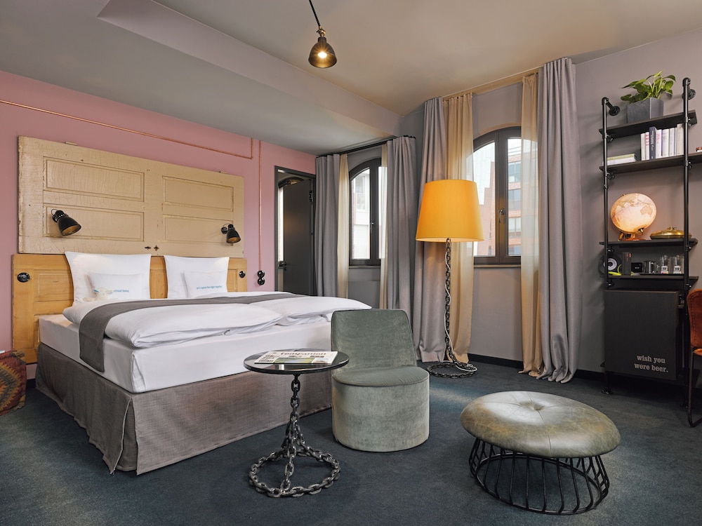 Mediano del hotel 25hours Altes Hafenamt. Foto 1