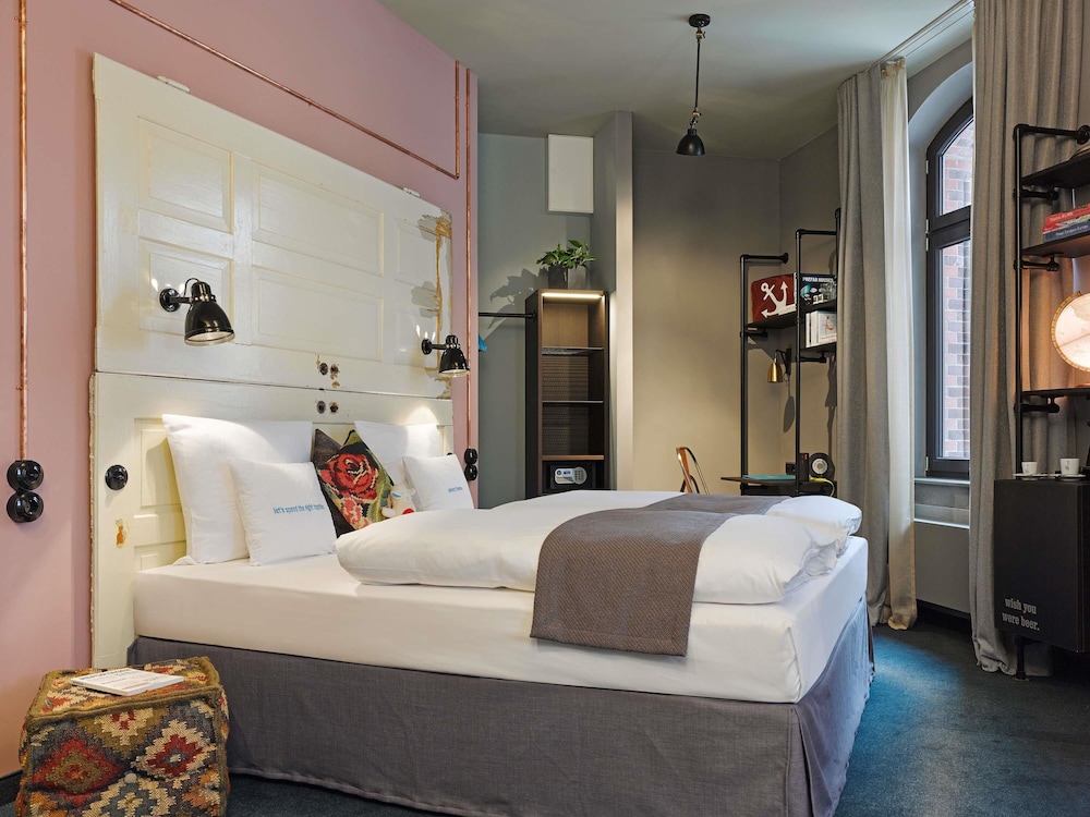 Grande del hotel 25hours Altes Hafenamt. Foto 3