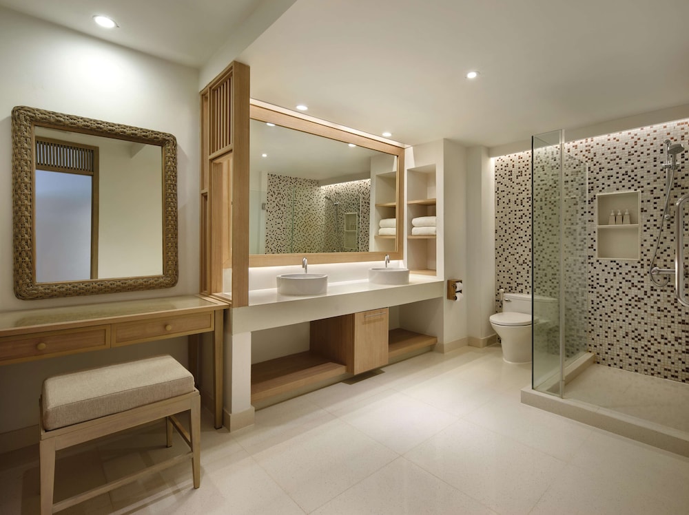 Suite frente a la playa del hotel Garrya Tongsai Bay Samui. Foto 13