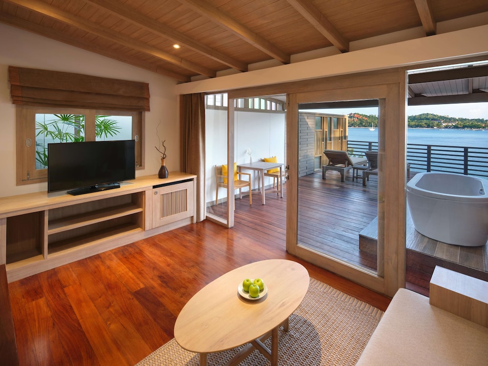Suite frente al mar del hotel Garrya Tongsai Bay Samui